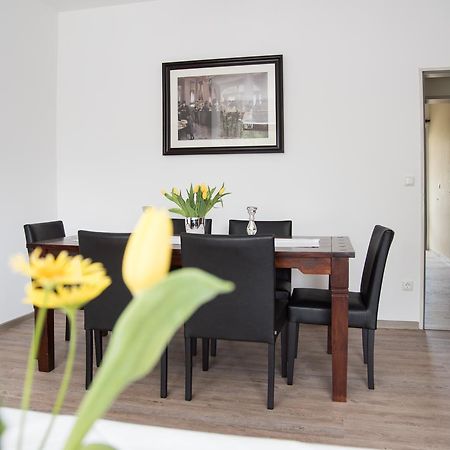לינה וארוחת בוקר מנדרשייד Altes Forsthaus מראה חיצוני תמונה